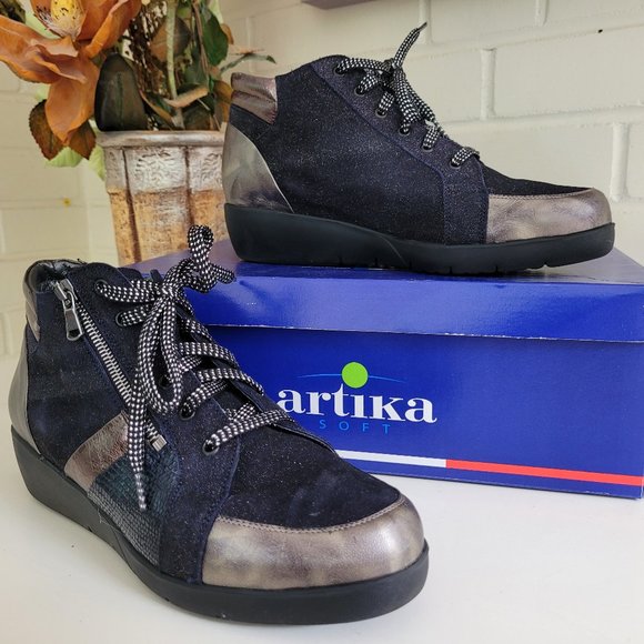 Artika Shoes - Artika Soft Black and Metallic Zipped Booties EU 40/US 9.5